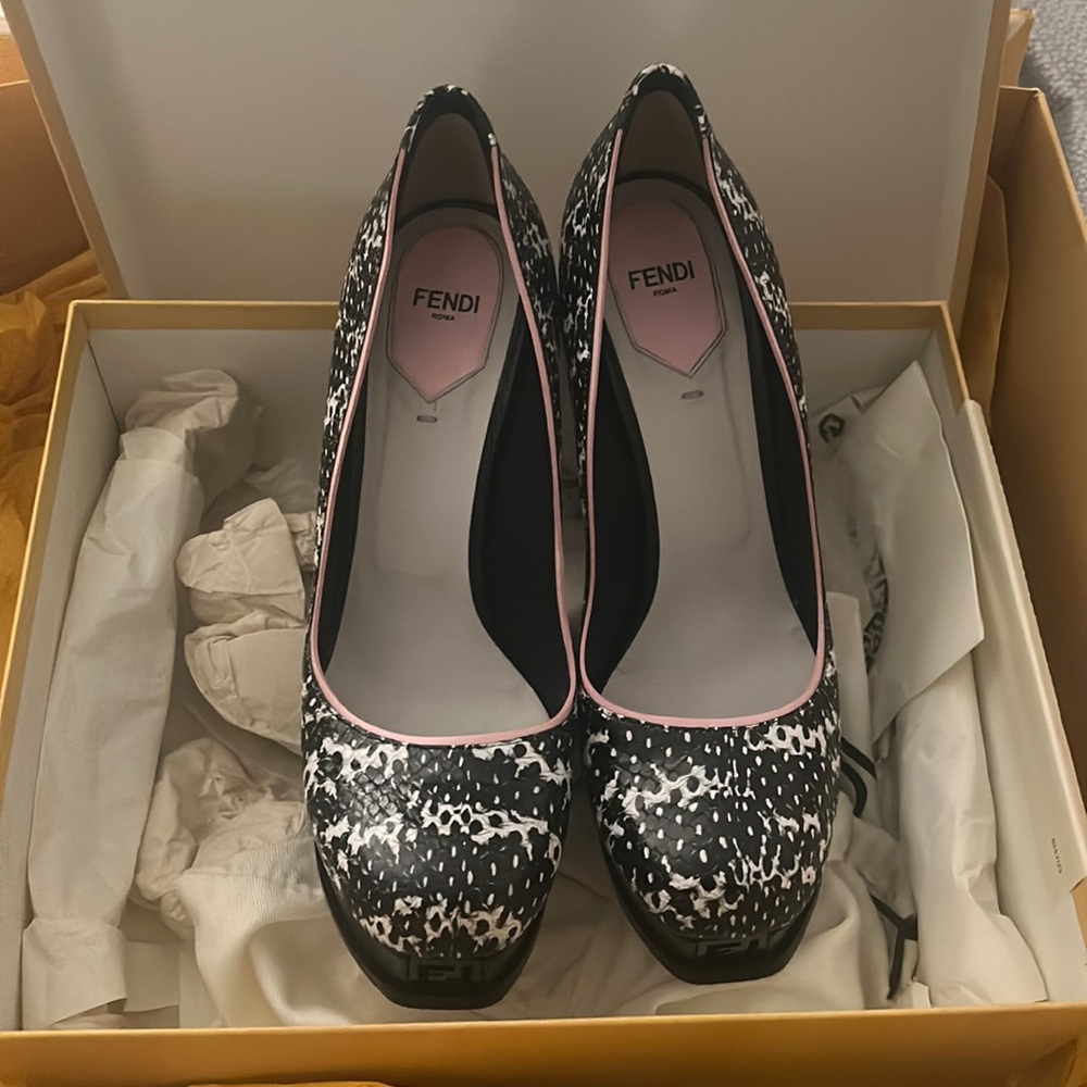 Fendi heels
